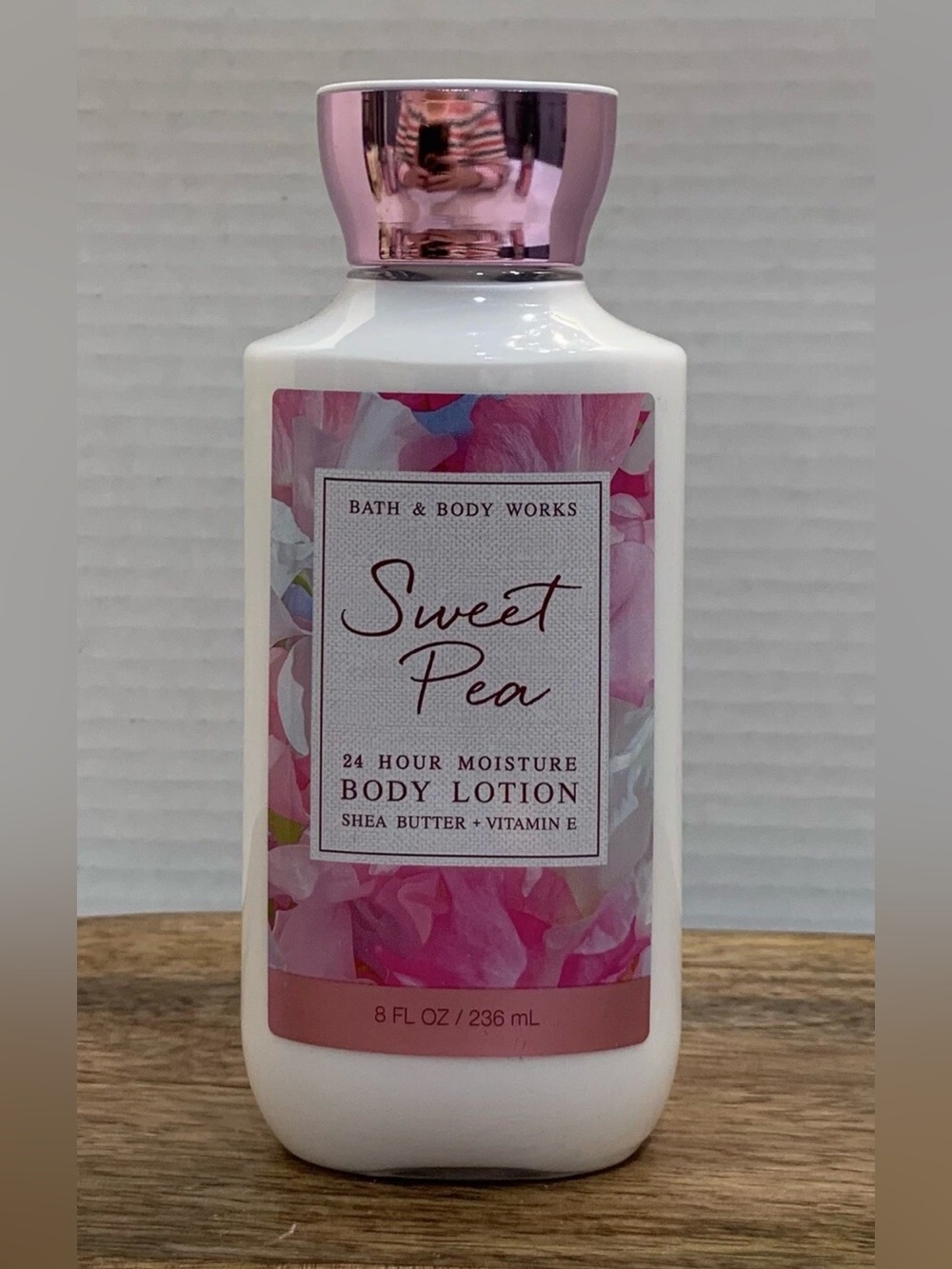Bath & Body Works Sweet Pea Body Lotion - Pink & White